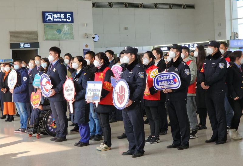 順風志愿服務隊參加常州客運服務“暢行聯盟”